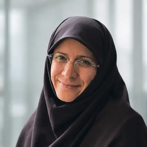 نیره قشنگ
