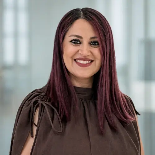شیما مشایخی